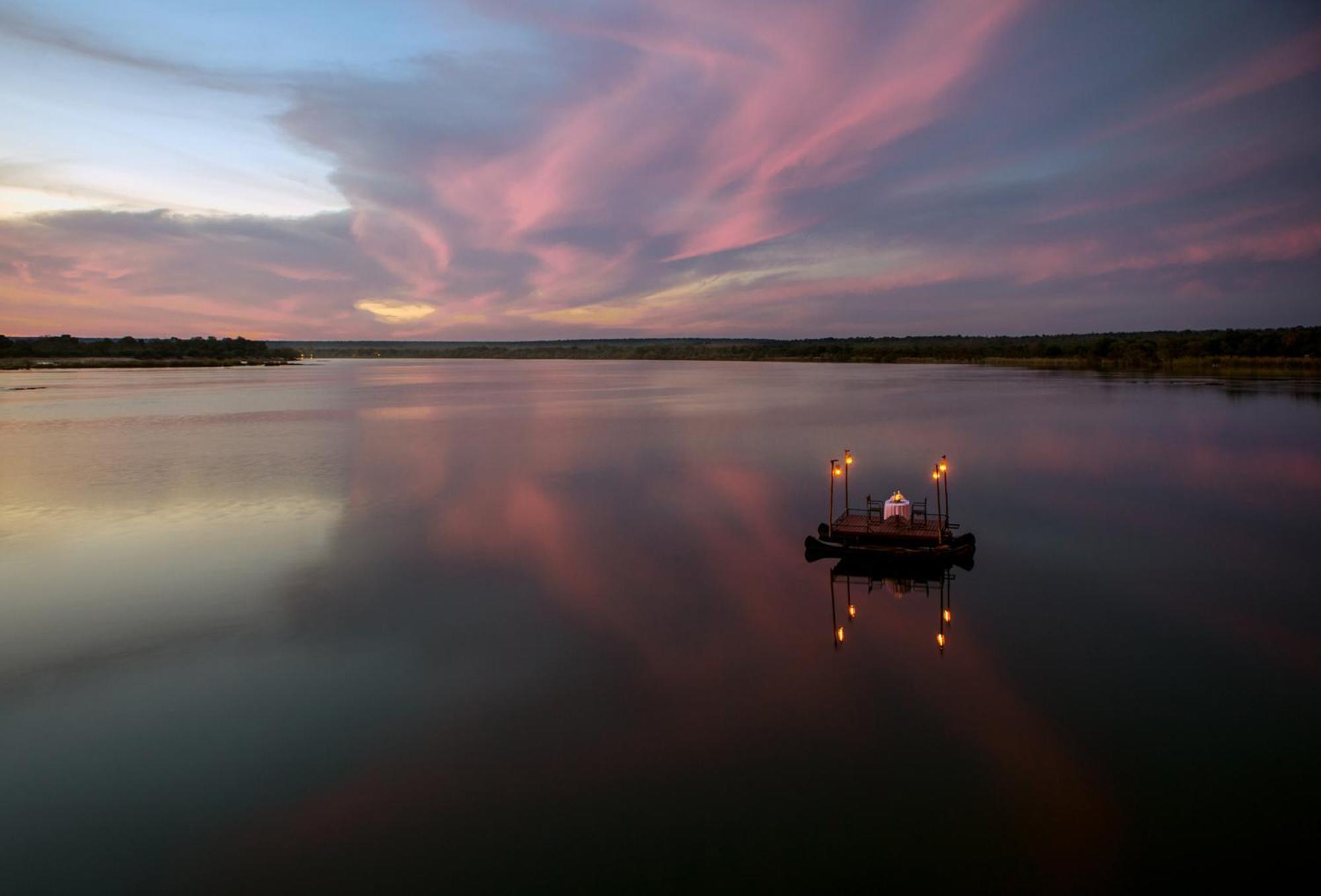 Tongabezi Villa Simonga ภายนอก รูปภาพ